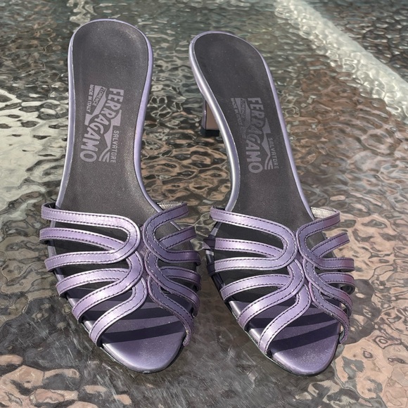 Salvatore Ferragamo Metallic Purple Leather Heels Size 8B - Picture 12 of 16